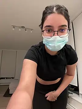 Snapshot of jAsMinE678 chatting on January 2025 02:04:01 AM jAsMinE678 online show from January 2025 02:04:01 AM