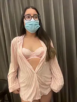 jAsMinE678 online show from June 2026 03:58:01 PM