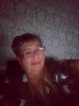 Snapshot of Lee_Nell chatting on December 2024 01:05:02 PM Lee Nell online show from December 2024 01:05:02 PM