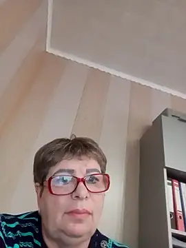 Snapshot of Lee_Nell chatting on February 2025 02:40:01 AM Lee Nell online show from February 2025 02:40:01 AM