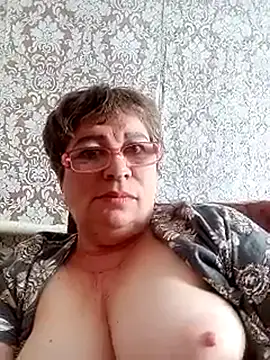 Snapshot of Lee_Nell chatting on March 2025 06:16:01 AM Lee Nell online show from March 2025 06:16:01 AM