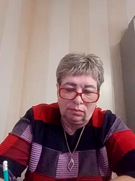 Snapshot of Lee_Nell chatting on March 2025 04:06:02 AM Lee Nell online show from March 2025 04:06:02 AM