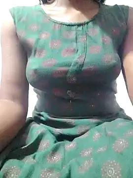 Snapshot of rituporna2004 chatting on January 2025 08:11:01 AM rituporna2004 online show from January 2025 08:11:01 AM