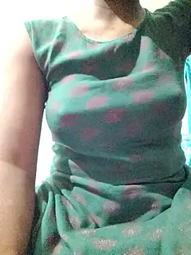 rituporna2004 online show from January 2026 01:27:01 PM