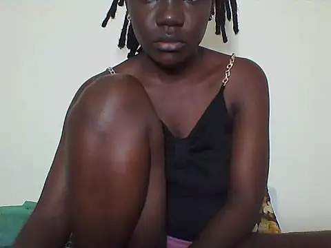 Ebony Sweetcandy online show from June 2026 04:40:01 PM