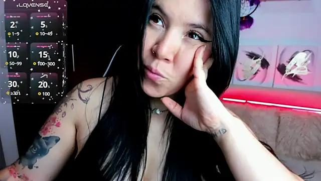 AilynRed online show from January 2026 02:25:01 AM