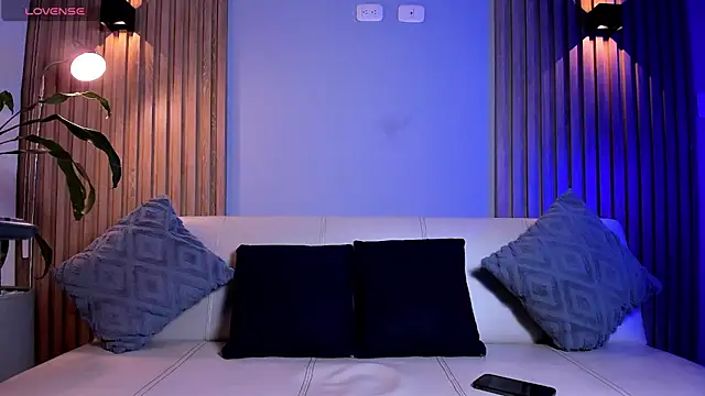 Snapshot of SymonPrince chatting on September 2025 11:51:02 PM SymonPrince online show from September 2025 11:51:02 PM