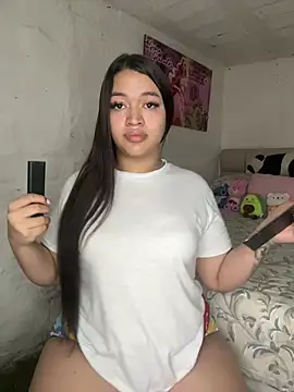 Snapshot of GemaGranadoss chatting on April 2026 06:49:02 PM GemaGranadoss online show from April 2026 06:49:02 PM