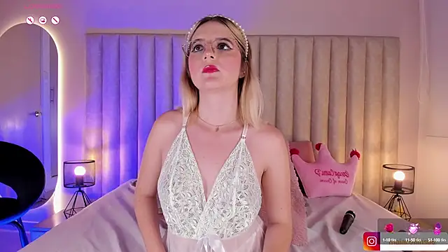 Maia Collins online show from March 2025 12:07:02 AM