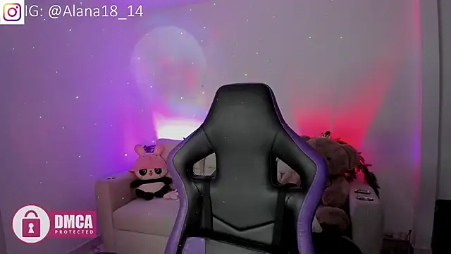 Snapshot of Alana_Pherson chatting on November 2025 01:48:02 AM Alana Pherson online show from November 2025 01:48:02 AM