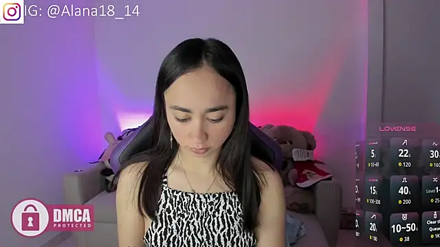 Snapshot of Alana_Pherson chatting on December 2025 06:11:01 AM Alana Pherson online show from December 2025 06:11:01 AM