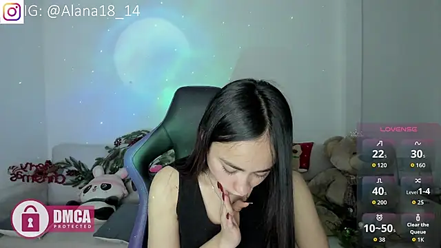 Snapshot of Alana_Pherson chatting on December 2025 06:51:01 AM Alana Pherson online show from December 2025 06:51:01 AM