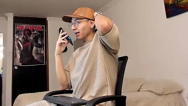 a lejandro 0 8 online show from December 2024 12:48:02 AM