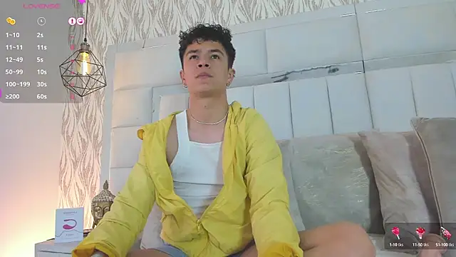 Snapshot of 1m_Joel chatting on December 2024 10:45:02 AM 1m Joel online show from December 2024 10:45:02 AM