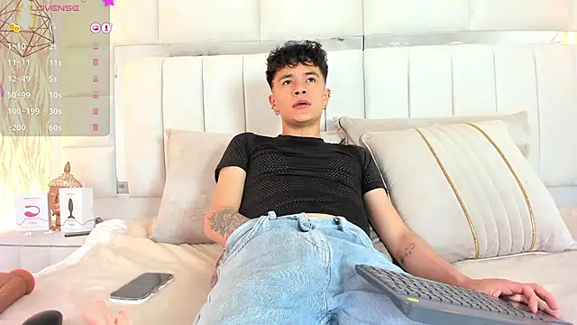 Snapshot of 1m_Joel chatting on December 2024 09:13:02 AM 1m Joel online show from December 2024 09:13:02 AM