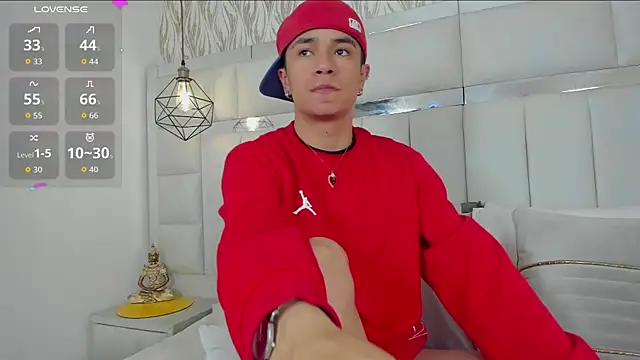 Snapshot of 1m_Joel chatting on November 2025 04:21:01 AM 1m Joel online show from November 2025 04:21:01 AM