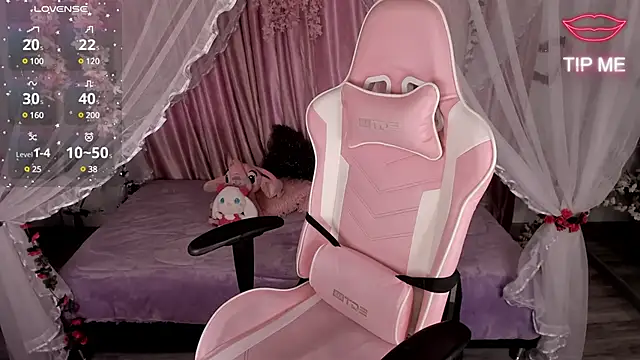 Snapshot of ino_yamanaka_ chatting on February 2025 08:32:01 PM ino yamanaka online show from February 2025 08:32:01 PM