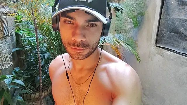 Snapshot of sexyboycolombi4 chatting on January 2025 08:13:02 PM sexyboycolombi4 online show from January 2025 08:13:02 PM