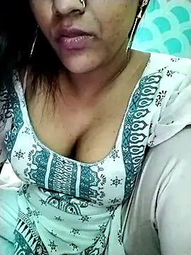 Snapshot of IslamicPimento chatting on February 2025 04:35:01 AM IslamicPimento online show from February 2025 04:35:01 AM