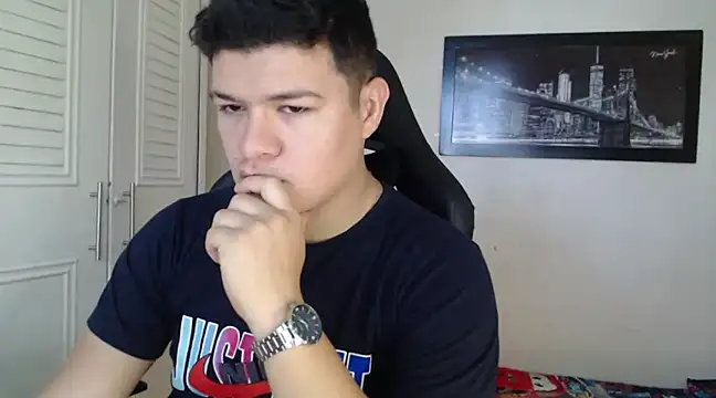 Snapshot of Plug_Control chatting on December 2024 02:11:01 PM Plug Control online show from December 2024 02:11:01 PM