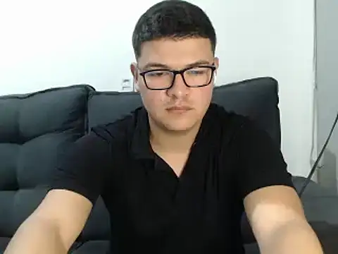 Plug Control online show from June 2026 11:35:01 PM