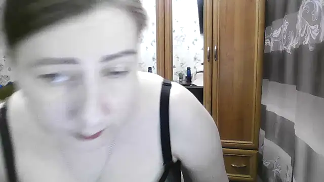 SophieNightAh online show from January 2026 07:26:02 PM