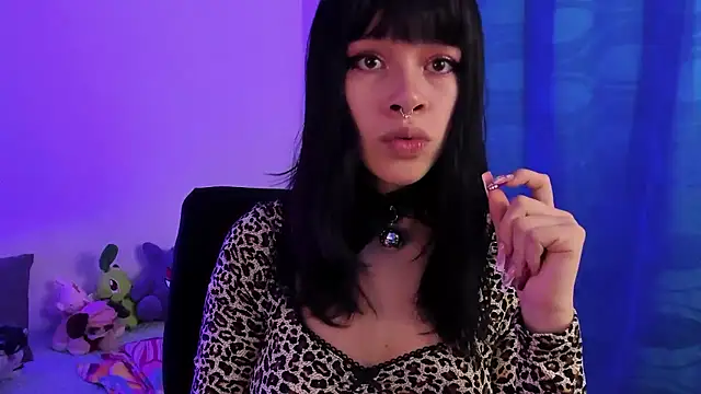 Snapshot of Marceline_0 chatting on December 2024 05:04:01 PM Marceline 0 online show from December 2024 05:04:01 PM