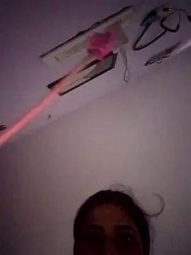 HangdogBeggary online show from December 2024 09:30:01 PM