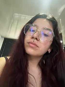 Amy joones online show from May 2026 04:13:02 PM