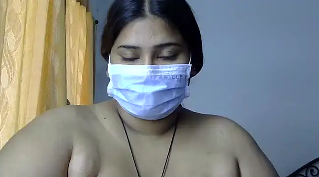 Snapshot of cutelady65 chatting on February 2025 06:18:01 AM cutelady65 online show from February 2025 06:18:01 AM