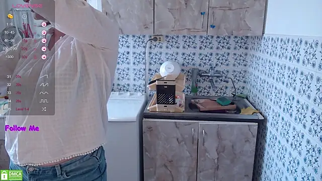 Snapshot of VerySweetKate111 chatting on February 2026 09:46:02 AM VerySweetKate111 online show from February 2026 09:46:02 AM