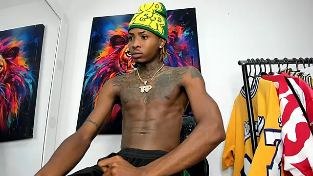 Snapshot of Pantera_black_21 chatting on December 2024 07:44:02 AM Pantera black 21 online show from December 2024 07:44:02 AM