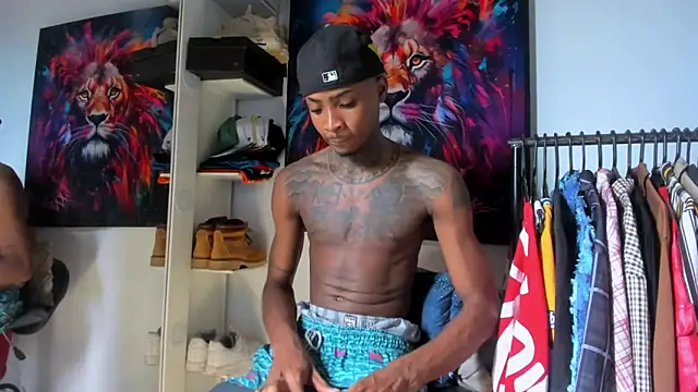 Snapshot of Pantera_black_21 chatting on October 2025 06:47:01 PM Pantera black 21 online show from October 2025 06:47:01 PM