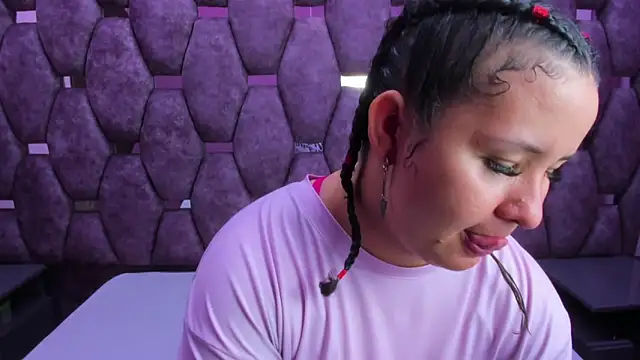 AlaSmith online show from October 2025 02:33:01 AM