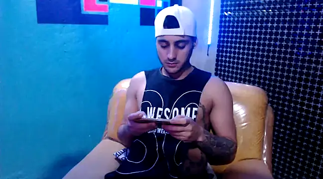 Snapshot of xxxxhotxoxo chatting on December 2024 03:50:02 AM xxxxhotxoxo online show from December 2024 03:50:02 AM