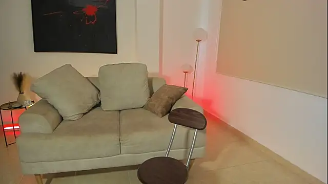 Snapshot of ina__nnaa chatting on February 2025 09:43:01 PM ina nnaa online show from February 2025 09:43:01 PM