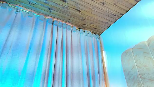 Eda Bonne online show from September 2025 12:27:01 PM