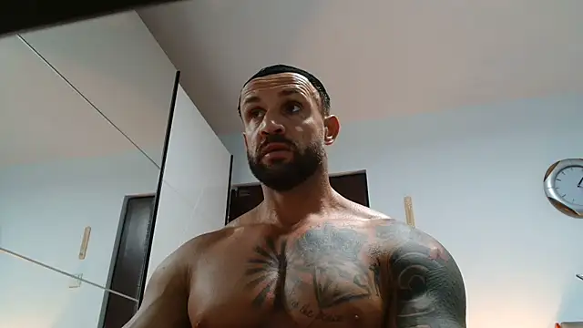 Magnificmuscles89 online show from May 2026 10:21:01 AM