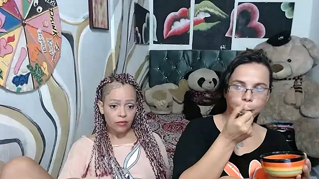 manzanahot9 online show from April 2026 10:32:01 PM