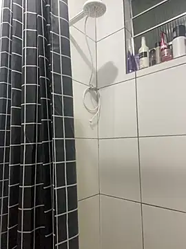 couple shy online show from January 2026 02:04:02 AM