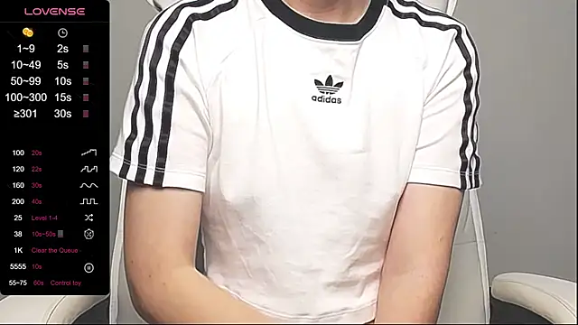 Snapshot of RRUUBBYYY chatting on February 2025 02:32:01 PM RRUUBBYYY online show from February 2025 02:32:01 PM