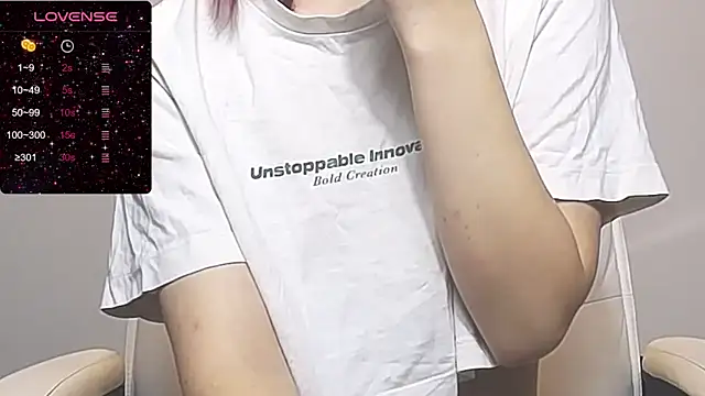 Snapshot of RRUUBBYYY chatting on October 2025 07:43:01 AM RRUUBBYYY online show from October 2025 07:43:01 AM