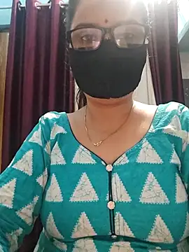 Aishwaryaa 69 online show from October 2025 09:40:02 AM