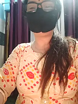 Aishwaryaa 69 online show from October 2025 02:36:02 AM