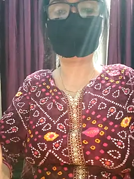 Aishwaryaa 69 online show from October 2025 06:41:02 PM