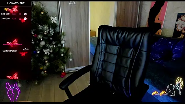  NigoNika online show from December 2024 01:35:01 PM