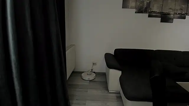 Richarddarell1 online show from May 2026 04:51:01 AM