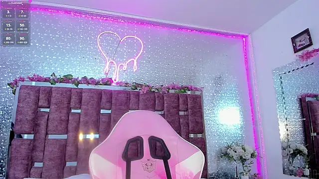 Leiaa  online show from January 2025 03:03:02 AM