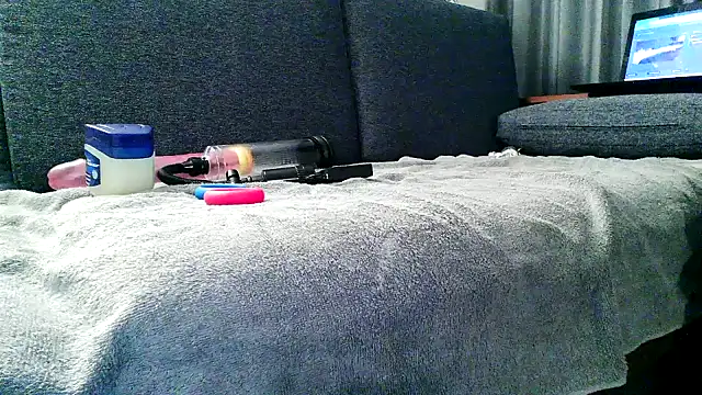 Snapshot of Jacknjimmyjohn chatting on October 2025 05:22:02 PM Jacknjimmyjohn online show from October 2025 05:22:02 PM