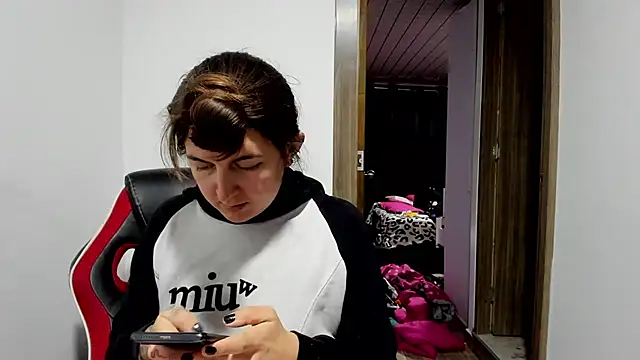 Sweet-Suck69 online show from February 2025 04:44:02 AM